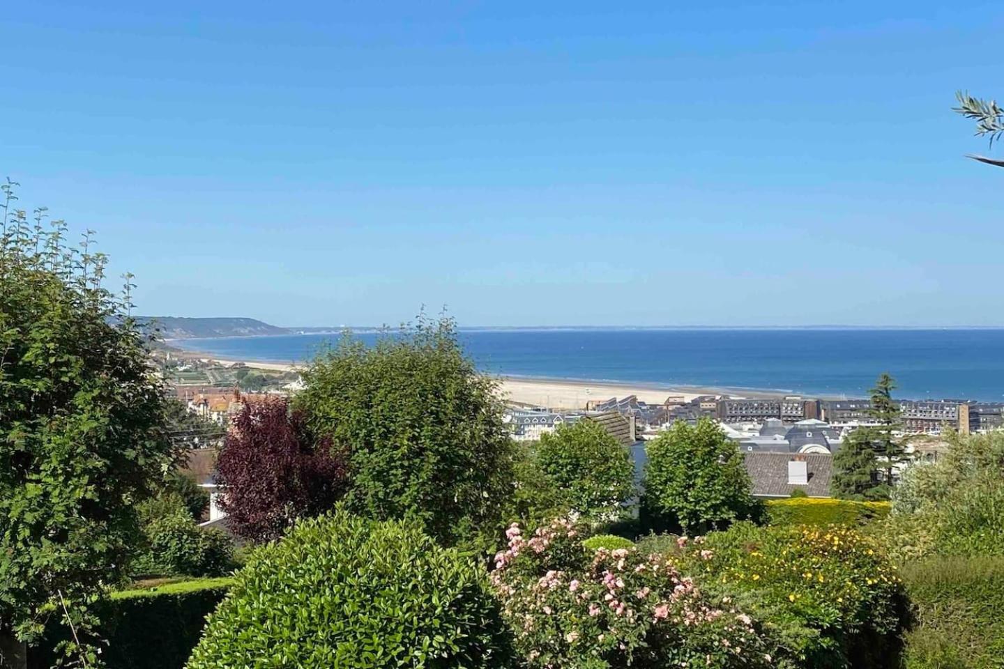 Appartement Avec Terrasse Vue Mer Trouville Sur Mer Exterior photo